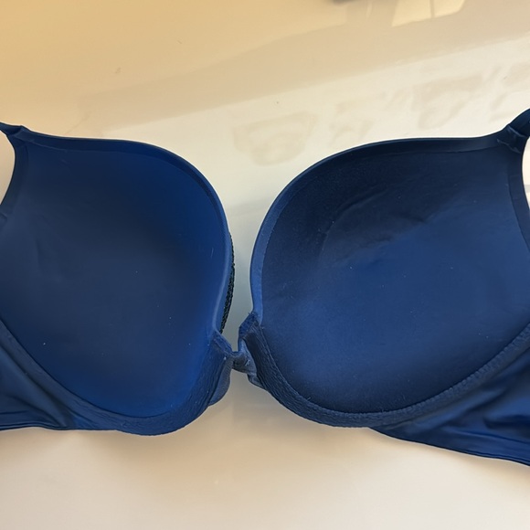 Victoria’s Secret NWT Very Sexy Push-up Bra - Picture 4 of 6